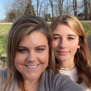 Meet your Posher, Kim